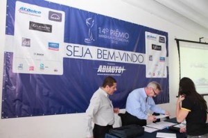 209411_365139_abiauto___votacao___premio_imprensa_automotiva_2012_____25__web_