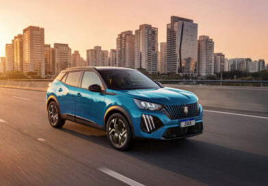 Peugeot e Jacira Doce se unem no Dia Internacional da Mulher para encorajar mulheres ao volante.