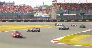 Fórmula 1 – Inacreditável, uma categoria como a a Fórmula 1, ter uma falha bizarra de software que impediu desfecho com bandeira verde em Silverstone.