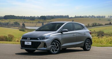Hyundai inicia as comemorações de 15 anos do HB20 no Brasil.
