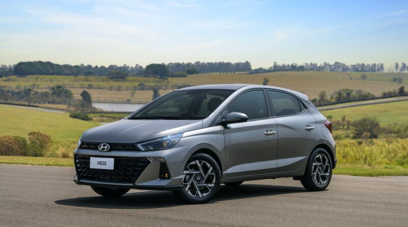 Hyundai inicia as comemorações de 15 anos do HB20 no Brasil.